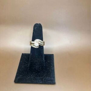 Gold And Diamond Ring